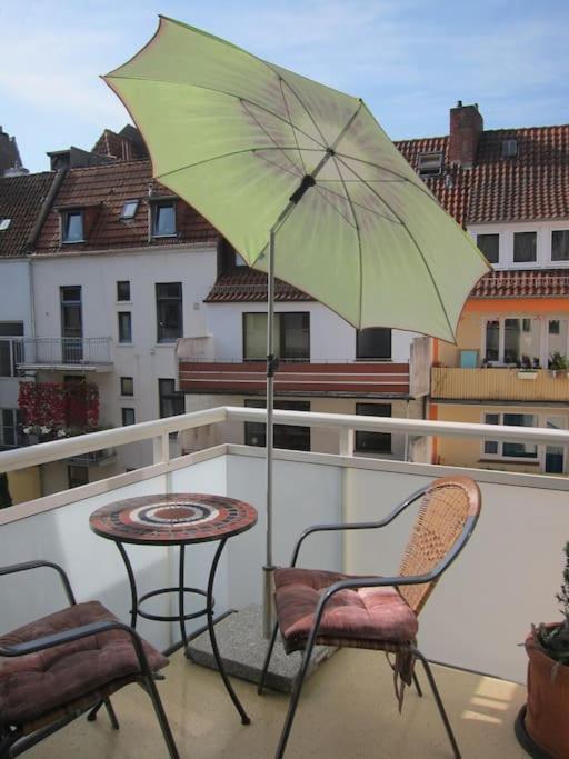 Modernes 1 Zimmer Luxusappartement Kleiner Roland Mit Parkplatz Und Balkon In Bremen Naehe Zentrum Exterior photo